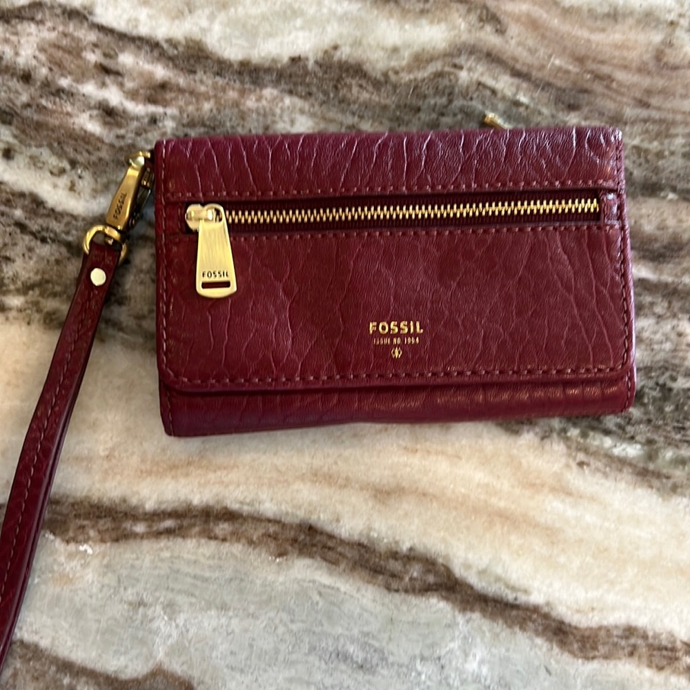 Fossil merlot wristlet